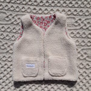Gilet de berger enfant 4ans extérieur en sherpa, intérieur en viscose les bobines de ganou