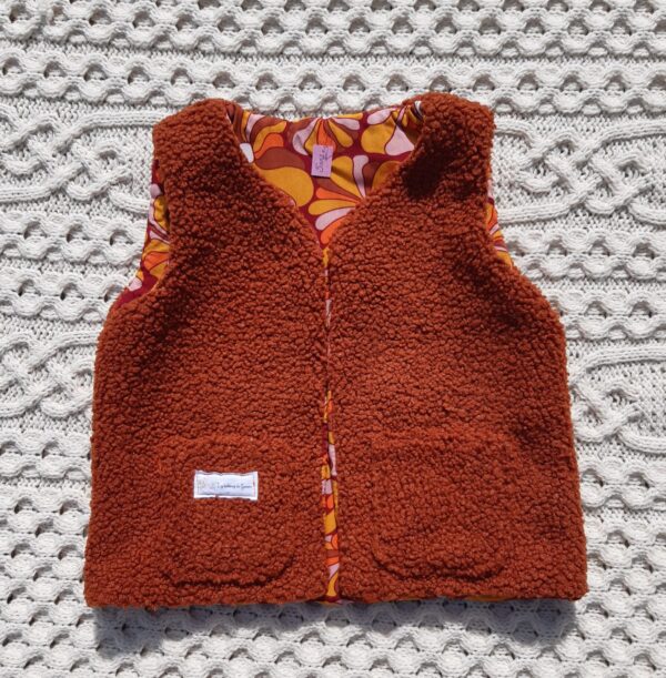 Gilet de berger enfant 5ans extérieur tissu bouclette, intérieur viscose les bobines de ganou